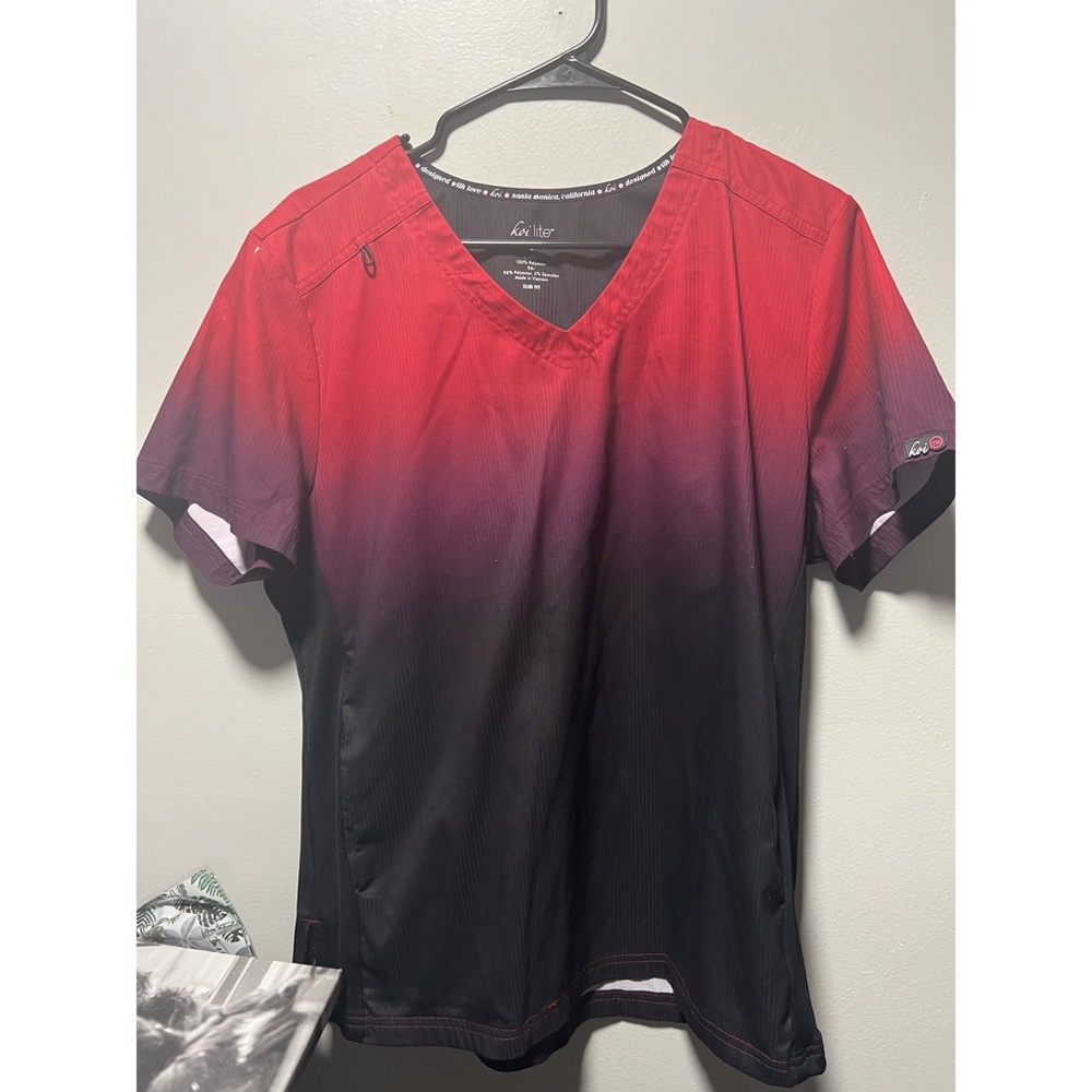 Koi scrub top